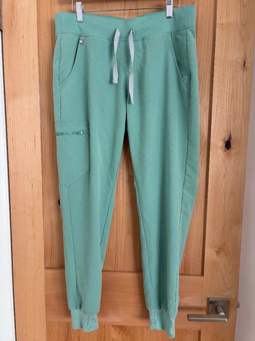 Figs Jade Green Womens Zamora Joggers Srub Pants Medium EUC, PO 1500